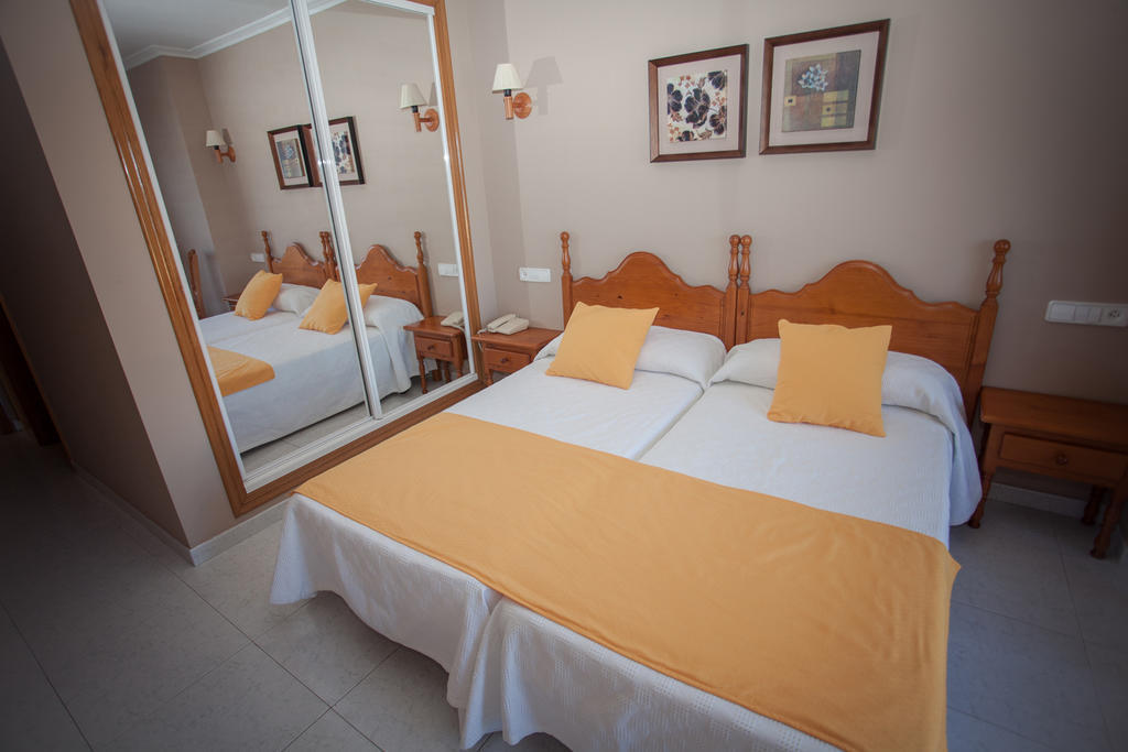 Hotel Martin Esperanza Портоново Номер фото