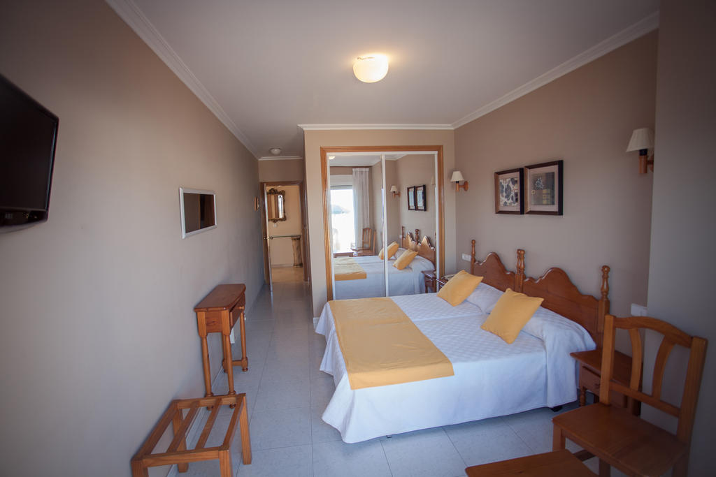 Hotel Martin Esperanza Портоново Номер фото